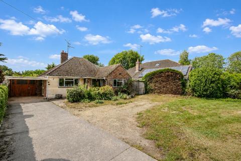 3 bed property, in Mill Lane, £450,000
