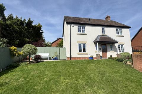 4 bed property, in Orchard Rise, £530,000