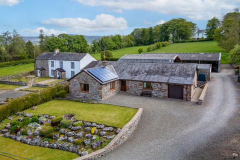 3 bed property, in Rectory Farm Bungalow, £690,000