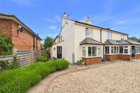 3 bed property, in Sherfield Green, £560,000
