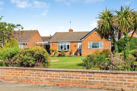 3 bed property, in Ryhall Road, £425,000