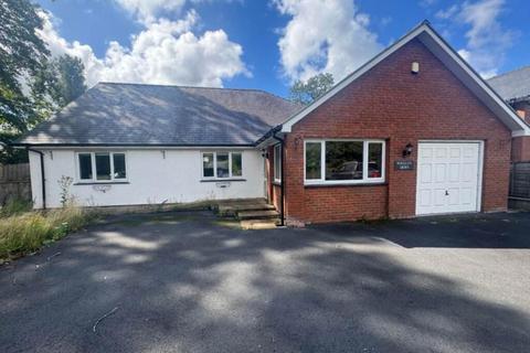 3 bed property, in Capel Dewi, £370,000