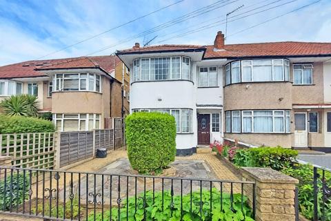 3 bed property, in Lucas Aveue, £599,950