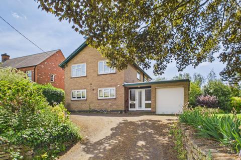 3 bed property, in Mill Road, £550,000