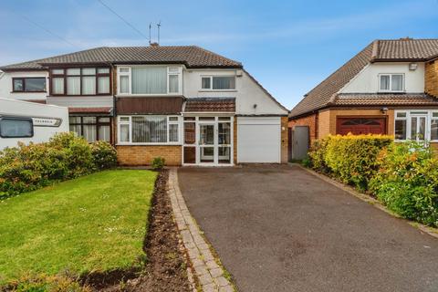 3 bed property, in Fivefields Road, £295,000