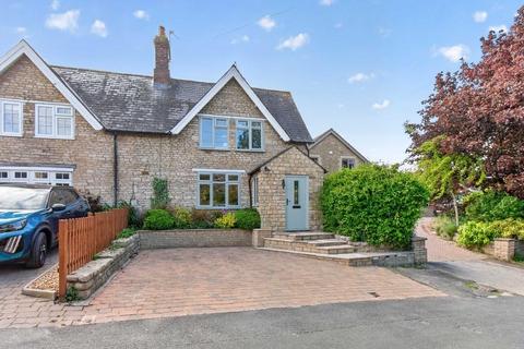 3 bed property, in Church Lane, £400,000