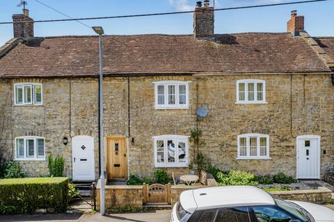 2 bed property, in Bristol Road, £299,950