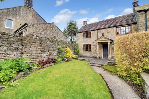 3 bed property, in Bridgehouse Gate, £350,000