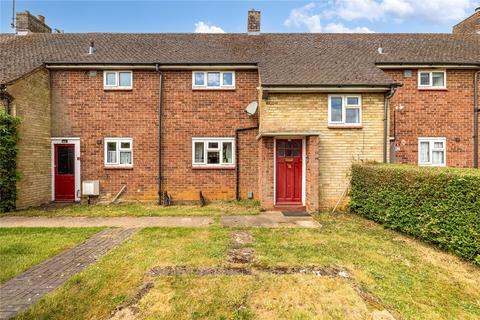 3 bed property, in Bush Close, £365,000