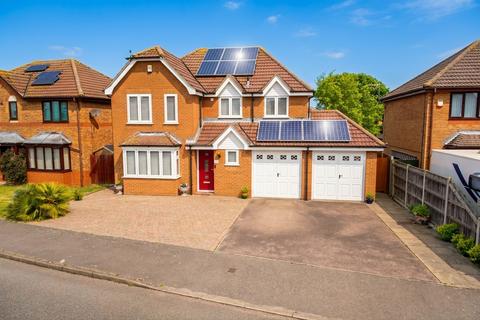 4 bed property, in Colsterdale, £450,000