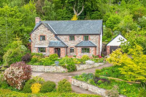 4 bed property, in Newcastle, £600,000