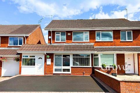 3 bed property, in Halesowen, £300,000
