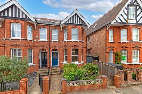 4 bed property, in Blandford Road, £1,375,000