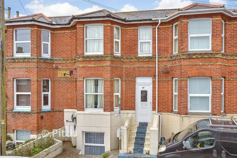 3 bed property, in Newcomen Road, £229,000