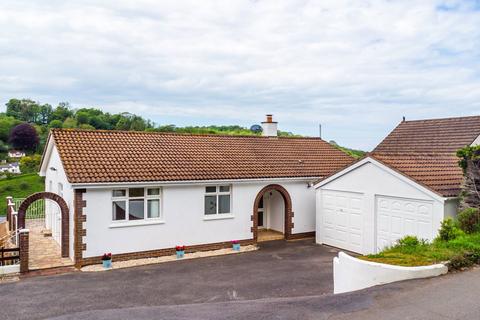 5 bed property, in Barton Lane, £550,000