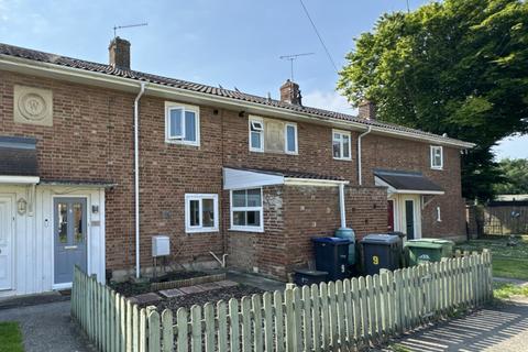 3 bed property, in Cedar Grove, £235,000