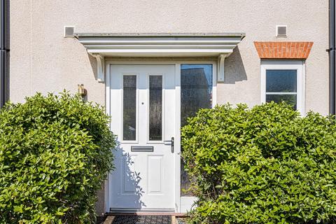 2 bed property, in Burrough Fields, £210,000