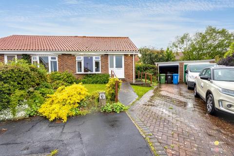 2 bed property, in 30 Bracken Close, £135,000