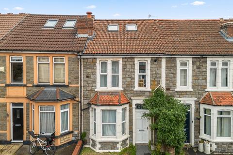 5 bed property, in Bristol BS4, £525,000