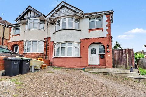 3 bed property, in Somerset Avenue, £335,000