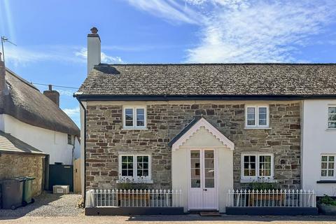 3 bed property, in Chittlehamholt, £325,000