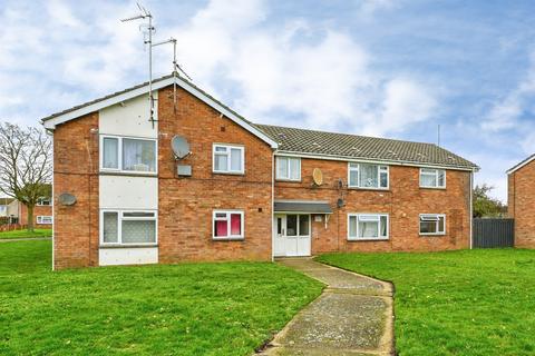 2 bed property, in Five Elms, £80,000