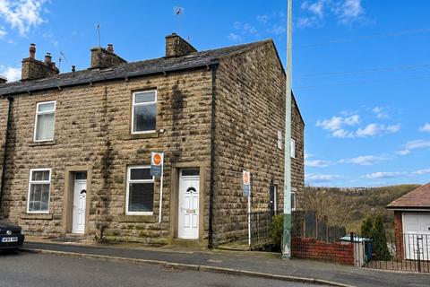 5 bed property, in Bury Road, £180,000