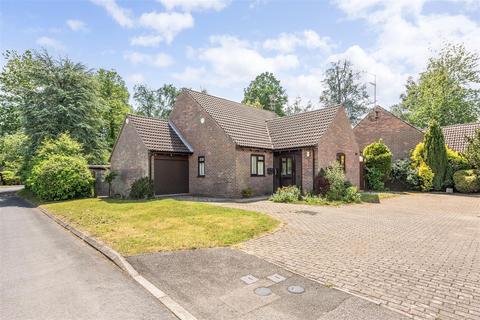2 bed property, in Mayfield, £650,000