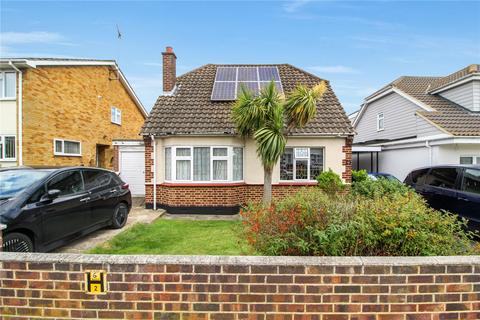 4 bed property, in Fairfield Gardens, £550,000