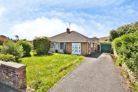 2 bed property, in Willow Road, £240,000