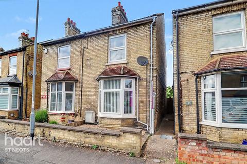 3 bed property, in Shaftesbury Avenue, £270,000