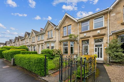 3 bed property, in 10 Mossgiel Road, £369,000