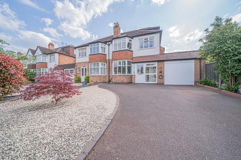 4 bed property, in Reservoir Road, £535,000