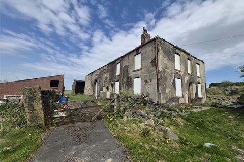 3 bed property, in Burn Spring Farm & Land, £325,000