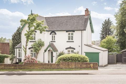 4 bed property, in Hill Village Road, £1,200,000