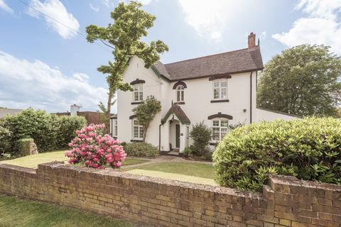 4 bed property, in Hill Village Road, £1,100,000