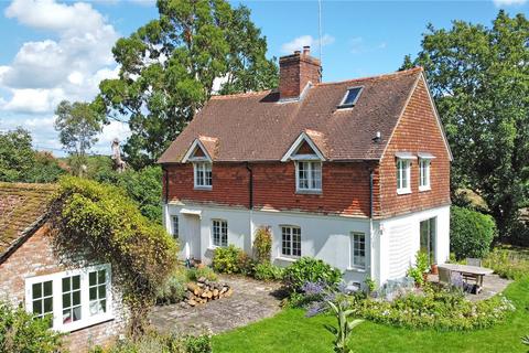 4 bed property, in Wisborough Green, £850,000