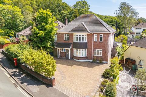 5 bed property, in Constitution Hill Road, £1,000,000