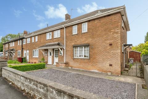 3 bed property, in Enderby Road, £125,000