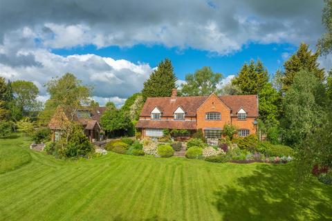6 bed property, in Pettiford Lane, £1,450,000