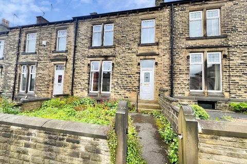 3 bed property, in Newsome Road, £150,000
