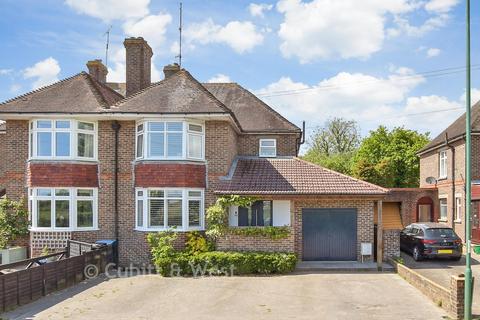4 bed property, in Ford Road, £625,000