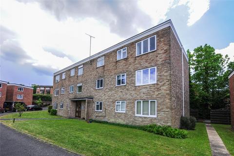 2 bed property, in Steepdene, £199,950