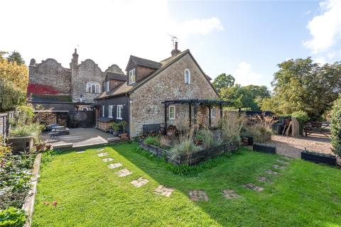 3 bed property, in The Grove, £595,000