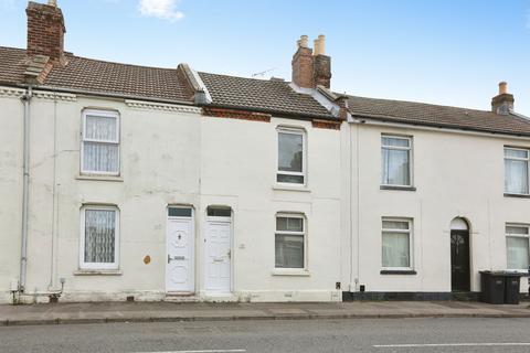 2 bed property, in Whitworth Road, £145,000
