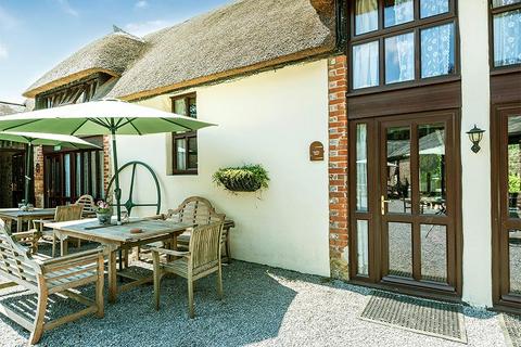 3 bed property, in Barley Store, £240,000