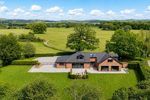 4 bed property, in Bonis Hall Lane, £1,695,000