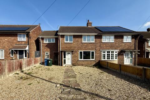4 bed property, in No. 21 Headland Avenue, £90,000