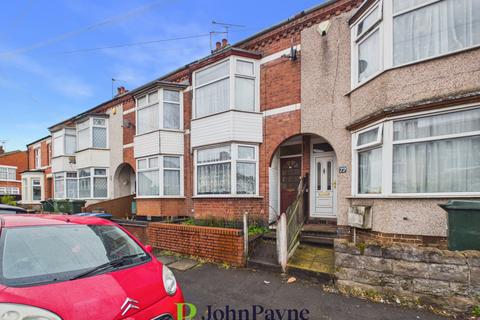 3 bed property, in Kingsland Avenue, £170,000