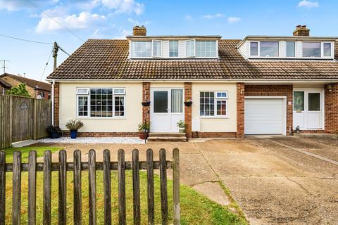 4 bed property, in Station Road, £475,000